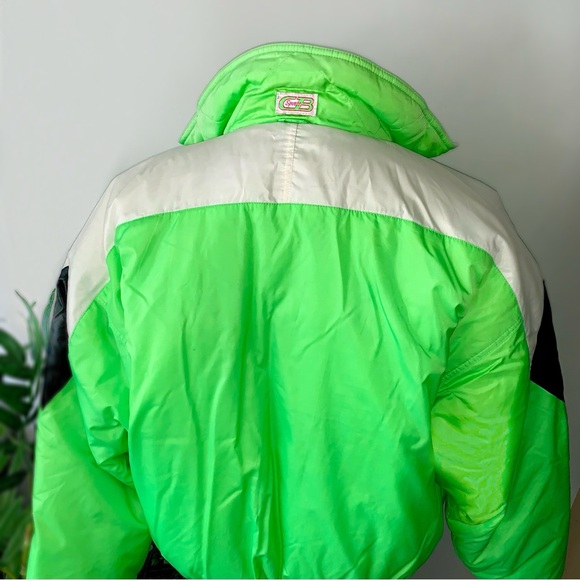 v i n t a g e :: Vibrant Neon Green Quilted Puffer Ski Winter Jacket - Picture 6 of 16